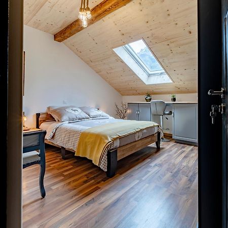 B&B Restaurant Le Pernollet Evionnaz エクステリア 写真