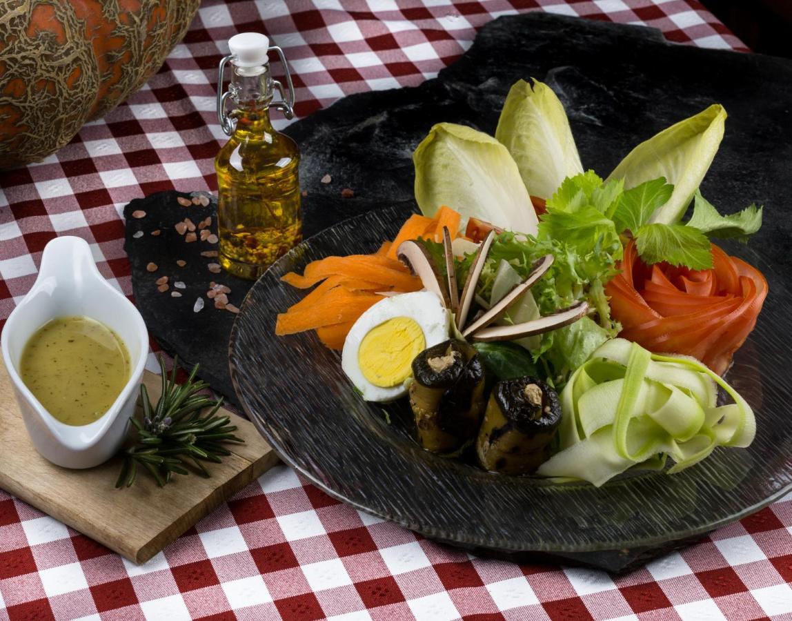 B&B Restaurant Le Pernollet Evionnaz エクステリア 写真