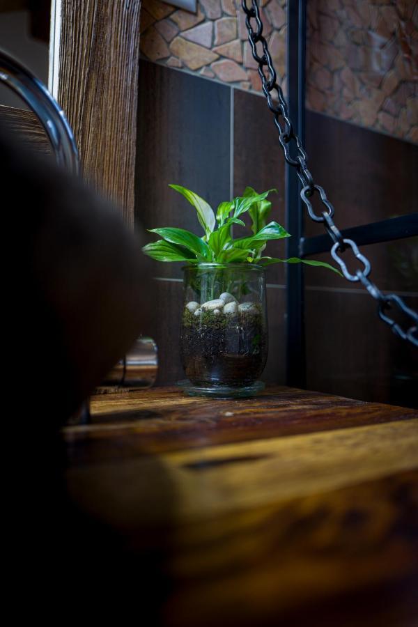 B&B Restaurant Le Pernollet Evionnaz エクステリア 写真