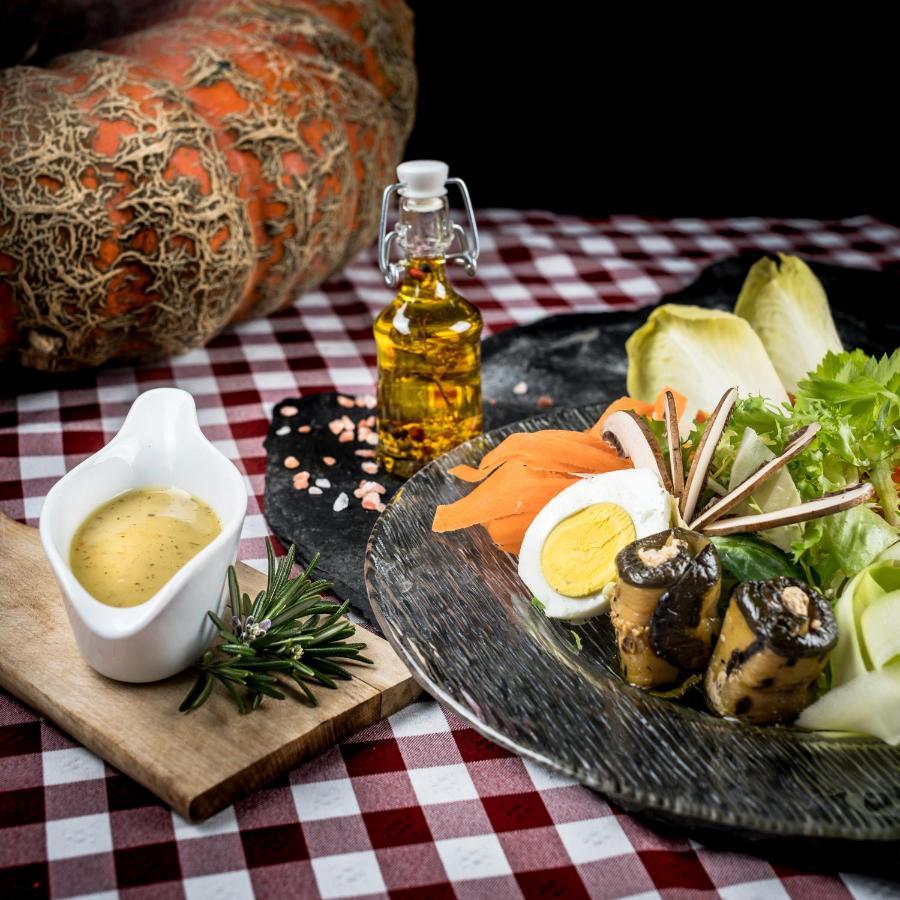 B&B Restaurant Le Pernollet Evionnaz エクステリア 写真