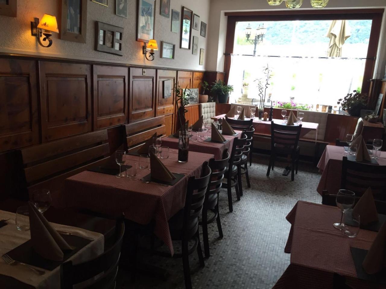B&B Restaurant Le Pernollet Evionnaz エクステリア 写真