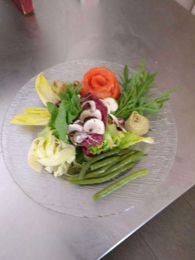 B&B Restaurant Le Pernollet Evionnaz エクステリア 写真